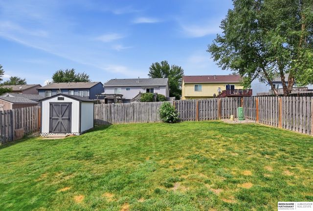 18728 W Street, Omaha, NE 68135