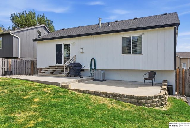 18728 W Street, Omaha, NE 68135