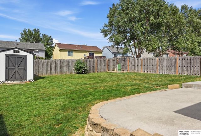 18728 W Street, Omaha, NE 68135