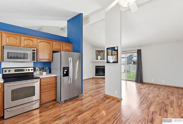18728 W Street, Omaha, NE 68135