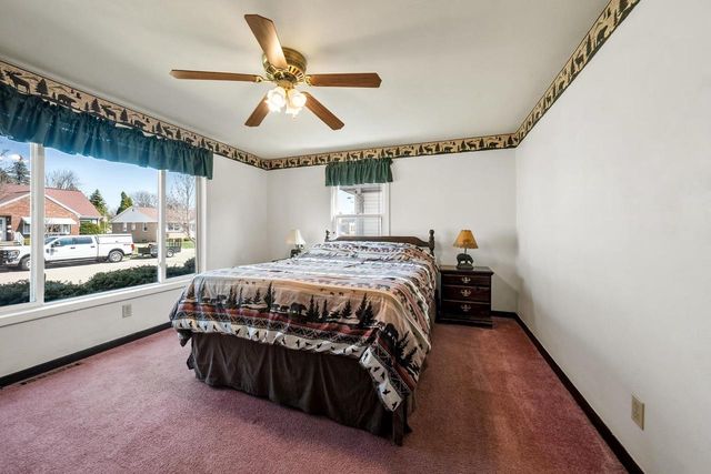 1151 BOND STREET, Green Bay, WI 54303