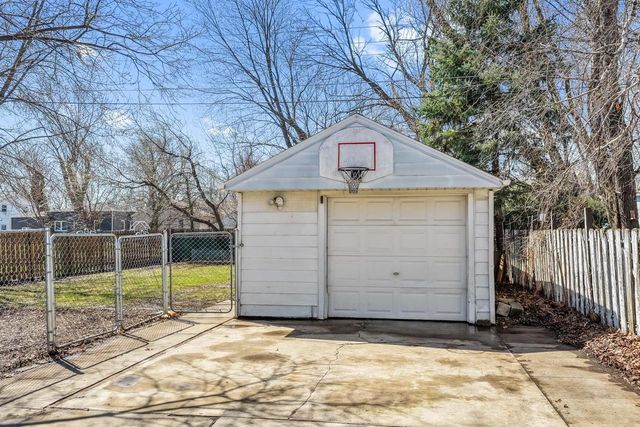 1151 BOND STREET, Green Bay, WI 54303