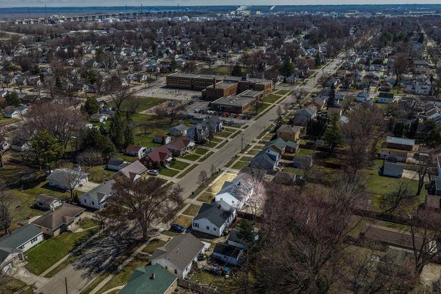 1151 BOND STREET, Green Bay, WI 54303