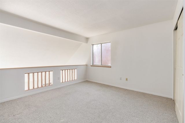 2933 Viaje Pavo Real, Santa Fe, NM 87505