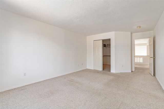 2933 Viaje Pavo Real, Santa Fe, NM 87505