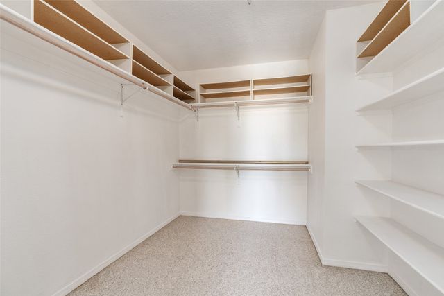 2933 Viaje Pavo Real, Santa Fe, NM 87505