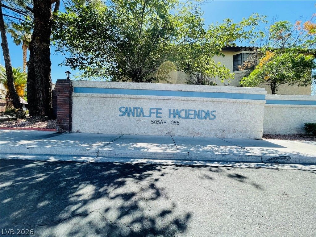 5086 Jeffreys Street 201, Las Vegas, NV 89119
