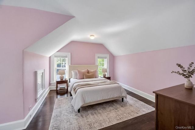 10 Dupont Avenue, White Plains, NY 10605
