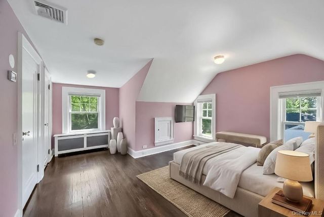 10 Dupont Avenue, White Plains, NY 10605
