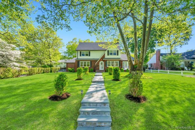 10 Dupont Avenue, White Plains, NY 10605
