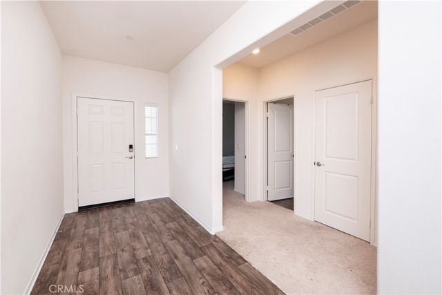 15667 San Diego Ln, Victorville, CA 92394