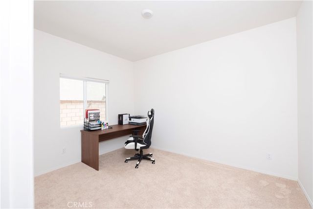 15667 San Diego Ln, Victorville, CA 92394