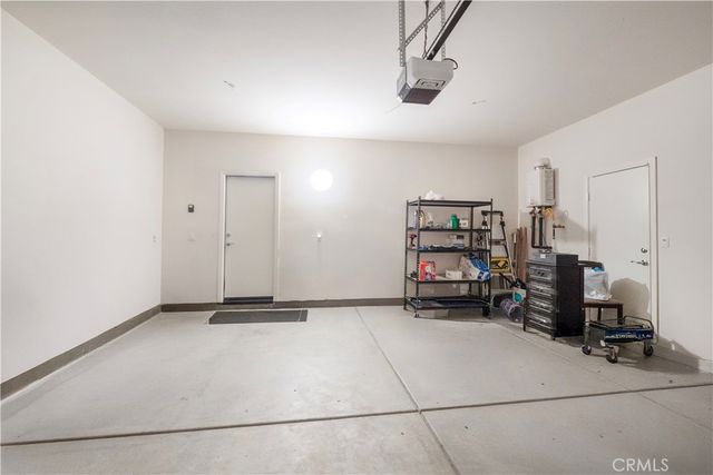 15667 San Diego Ln, Victorville, CA 92394