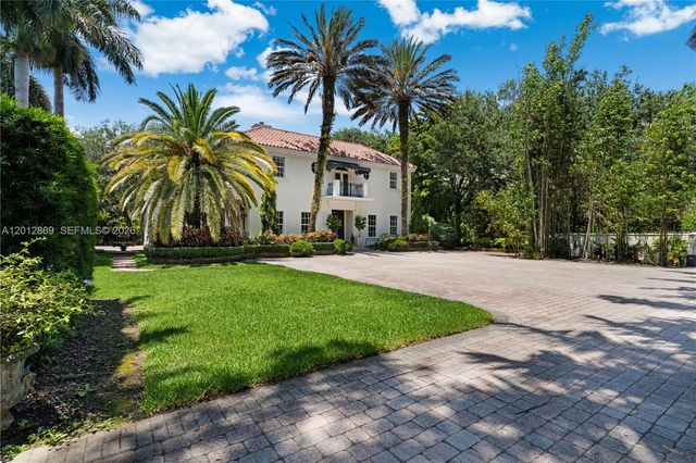 6801 SW 94th St, Pinecrest, FL 33156