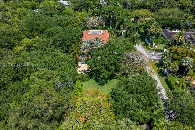 6801 SW 94th St, Pinecrest, FL 33156