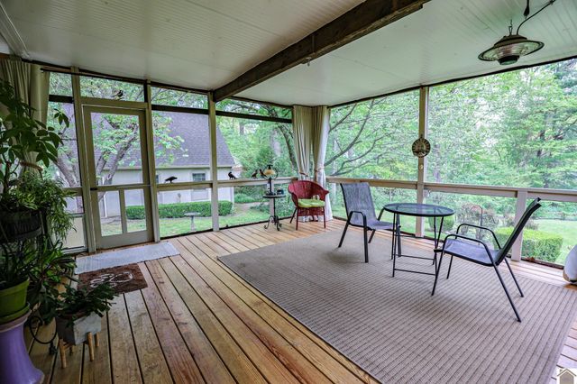 116 Country Club Ln, Paducah, KY 42001