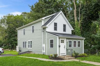 16 N Main St, Avon, MA 02322