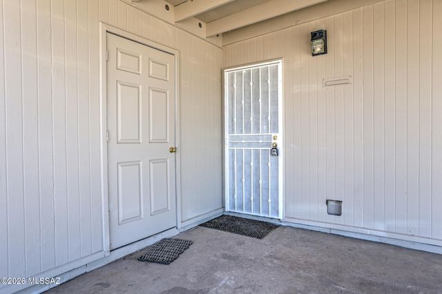 4400 W Ina Road, Tucson, AZ 85741