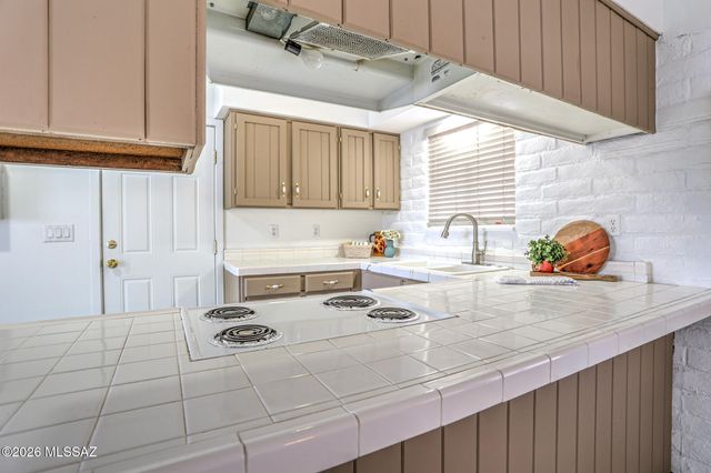 4400 W Ina Road, Tucson, AZ 85741
