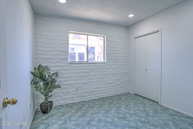 4400 W Ina Road, Tucson, AZ 85741