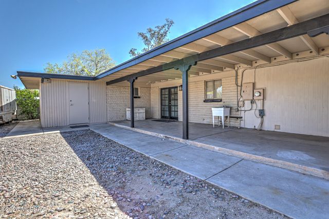 4400 W Ina Road, Tucson, AZ 85741