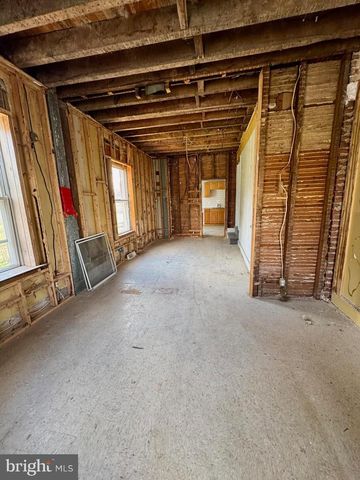 1120 CHESTER ST, Reading, PA 19601