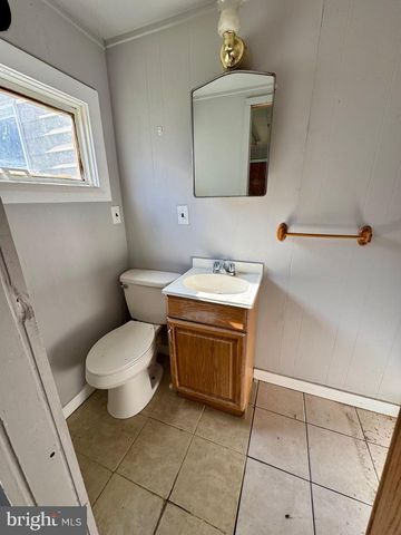 1120 CHESTER ST, Reading, PA 19601