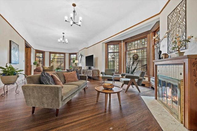 2837 N Marietta AVENUE, Milwaukee, WI 53211