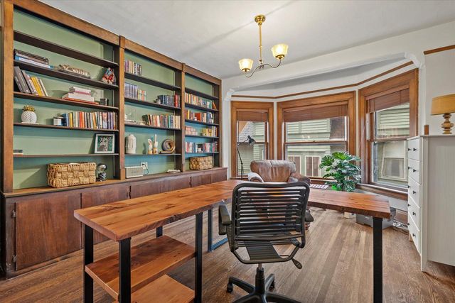 2837 N Marietta AVENUE, Milwaukee, WI 53211