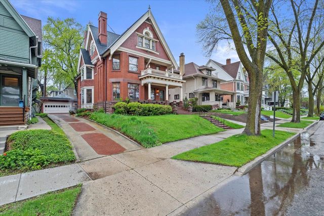 2837 N Marietta AVENUE, Milwaukee, WI 53211