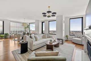 110 Sudbury 4105, Boston, MA 02114