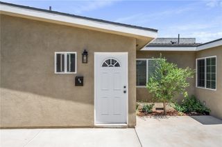 10972 Mckinley 1/2, Los Angeles, CA 90059