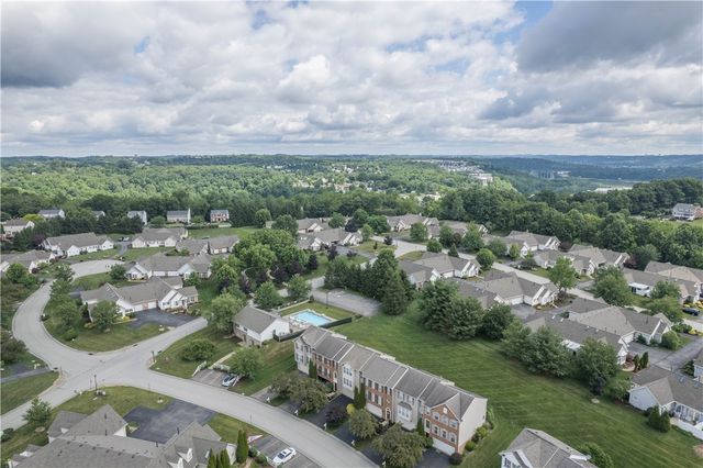 6305 Oyster Bay Ct, Bridgeville, PA 15017