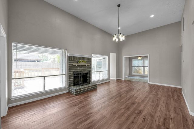 2118 Creston Drive, Spring, TX 77386