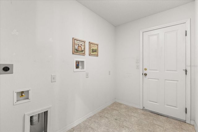2467 AMBLER CIRCLE, The Villages, FL 32162