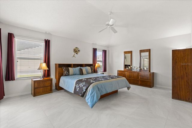 2467 AMBLER CIRCLE, The Villages, FL 32162