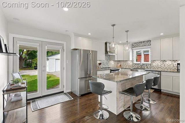 13029 Geoffry Drive, Warren, MI 48088