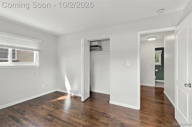13029 Geoffry Drive, Warren, MI 48088