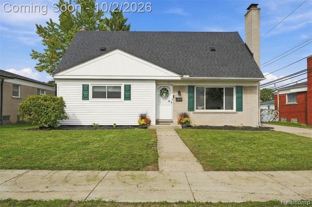 13029 Geoffry Drive, Warren, MI 48088