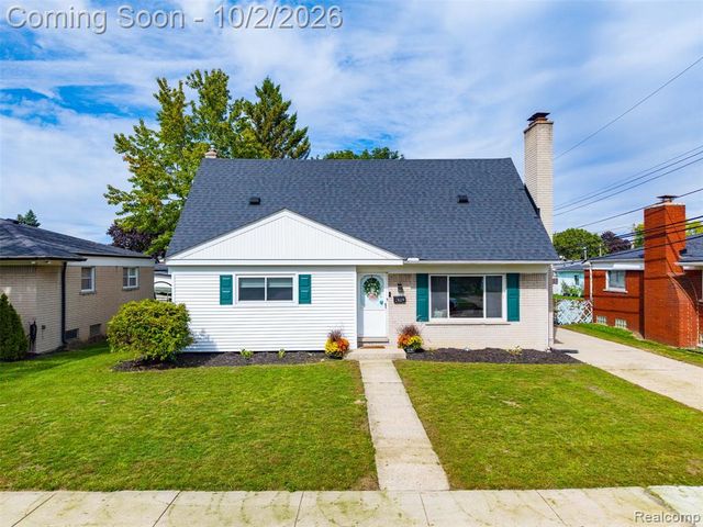 13029 Geoffry Drive, Warren, MI 48088
