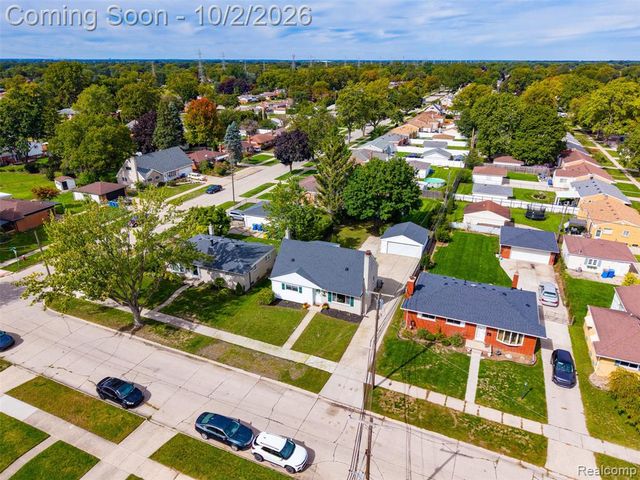 13029 Geoffry Drive, Warren, MI 48088