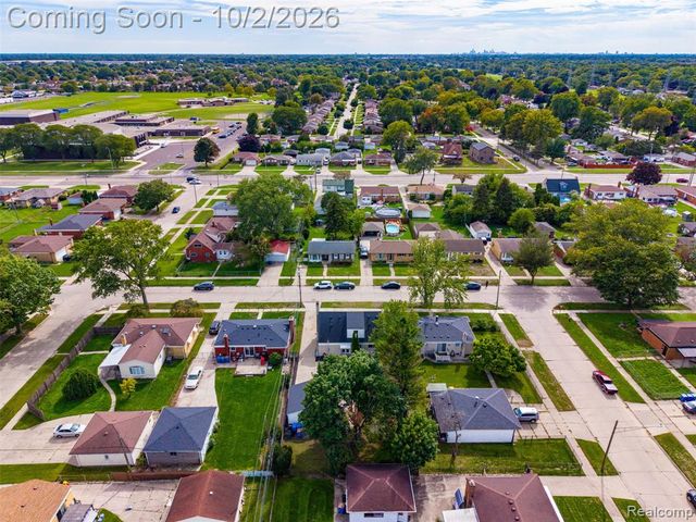 13029 Geoffry Drive, Warren, MI 48088