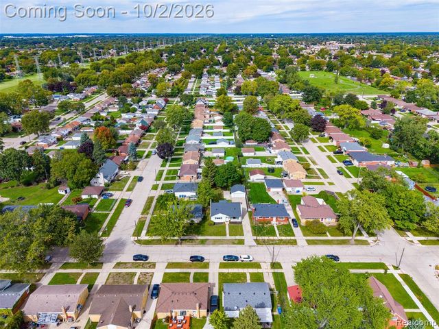 13029 Geoffry Drive, Warren, MI 48088