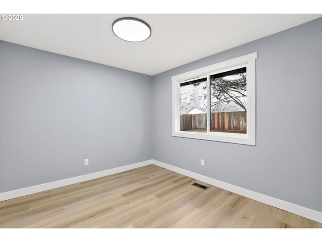 18830 Sw BUTTERNUT St, Beaverton, OR 97078