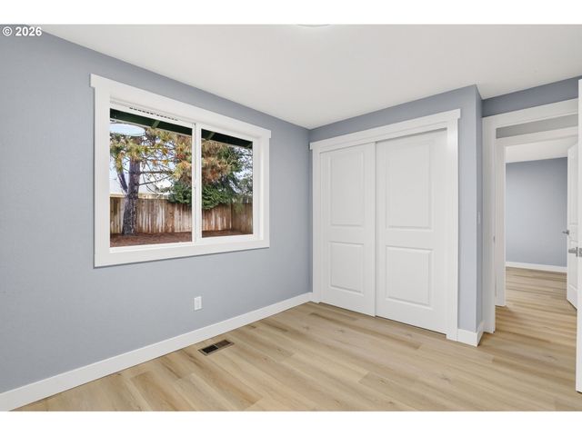 18830 Sw BUTTERNUT St, Beaverton, OR 97078