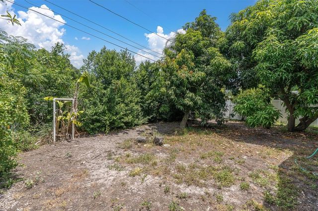 3443 21ST STREET N, St Petersburg, FL 33713