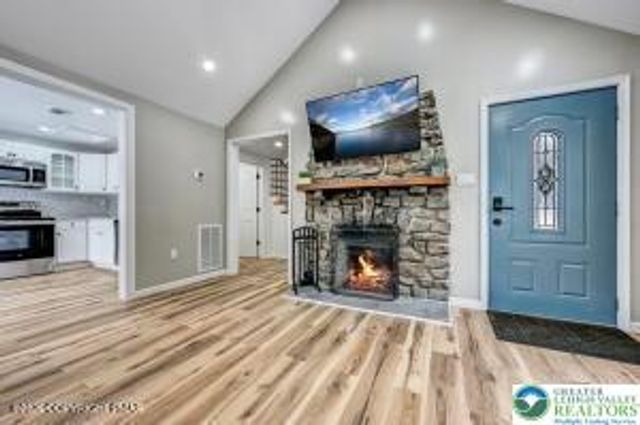 8 Buttonwood Road, Kidder Twp, PA 18624