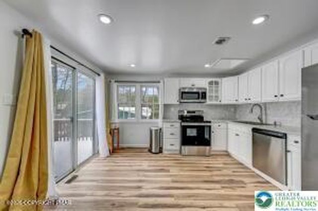 8 Buttonwood Road, Kidder Twp, PA 18624