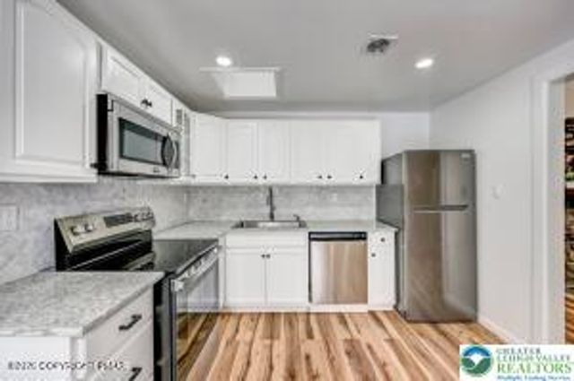 8 Buttonwood Road, Kidder Twp, PA 18624