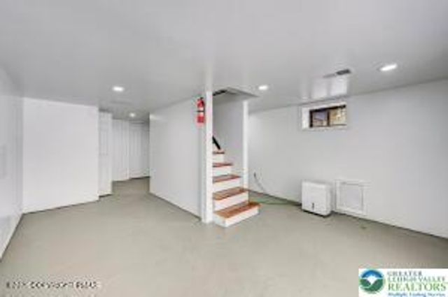 8 Buttonwood Road, Kidder Twp, PA 18624